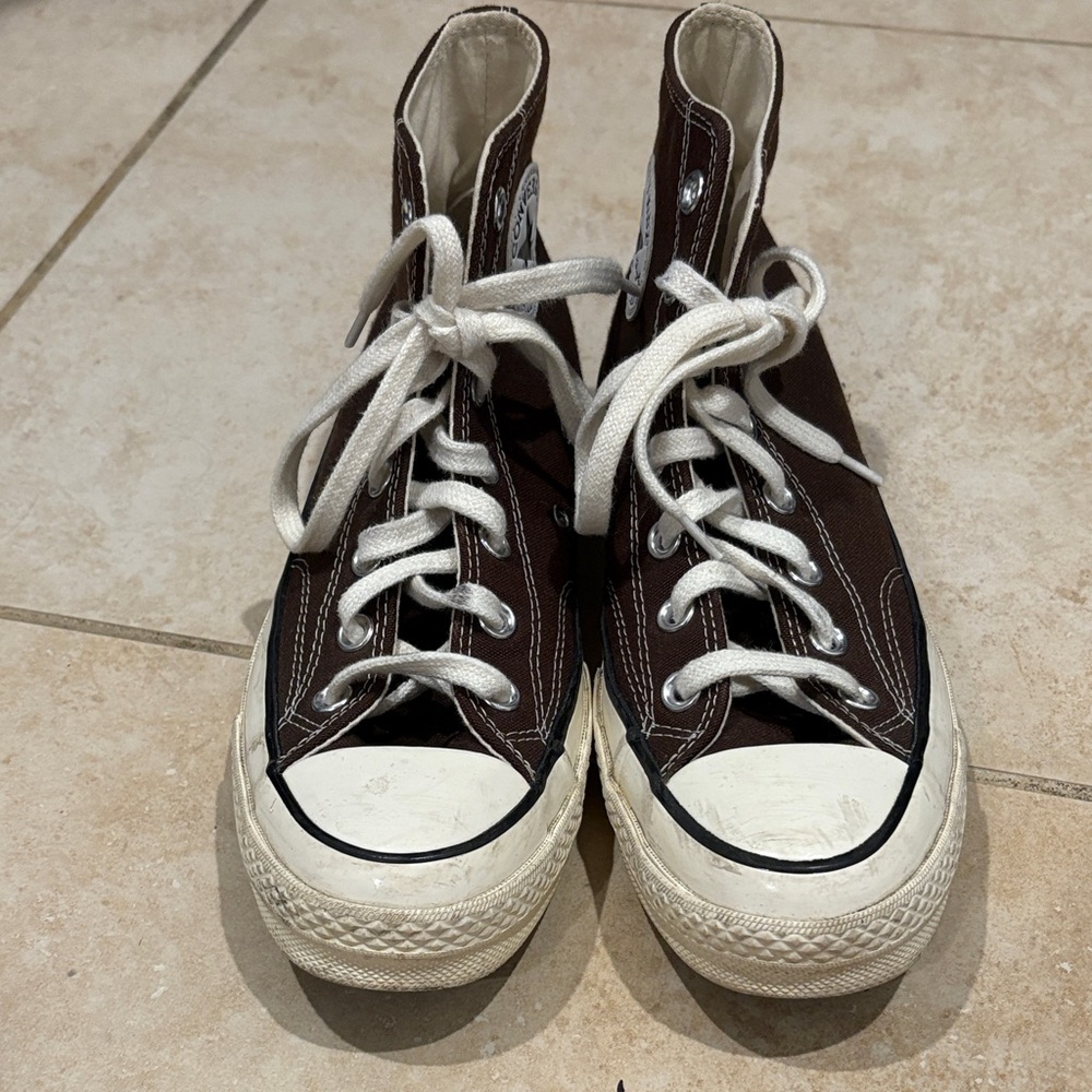 Converse Brown High-Top Sneakers with beige Laces